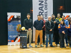 GOBIERNO ACOMPAÑÓ EL ACTO INAUGURAL DEL TORNEO NACIONAL FEDERAL AMATEUR DE FUTSAL FEMENINO