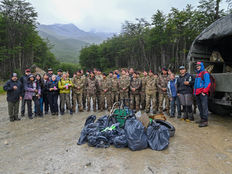 EL INFUETUR E INSTITUCIONES LOCALES REALIZARON UNA JORNADA DE LIMPIEZA Y MANTENIMIENTO EN EL SENDERO A LAGUNA ESMERALDA