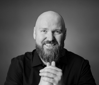 Portrait Till Weinert.jpg
