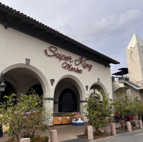 ロサンゼルス 節約 スーパー