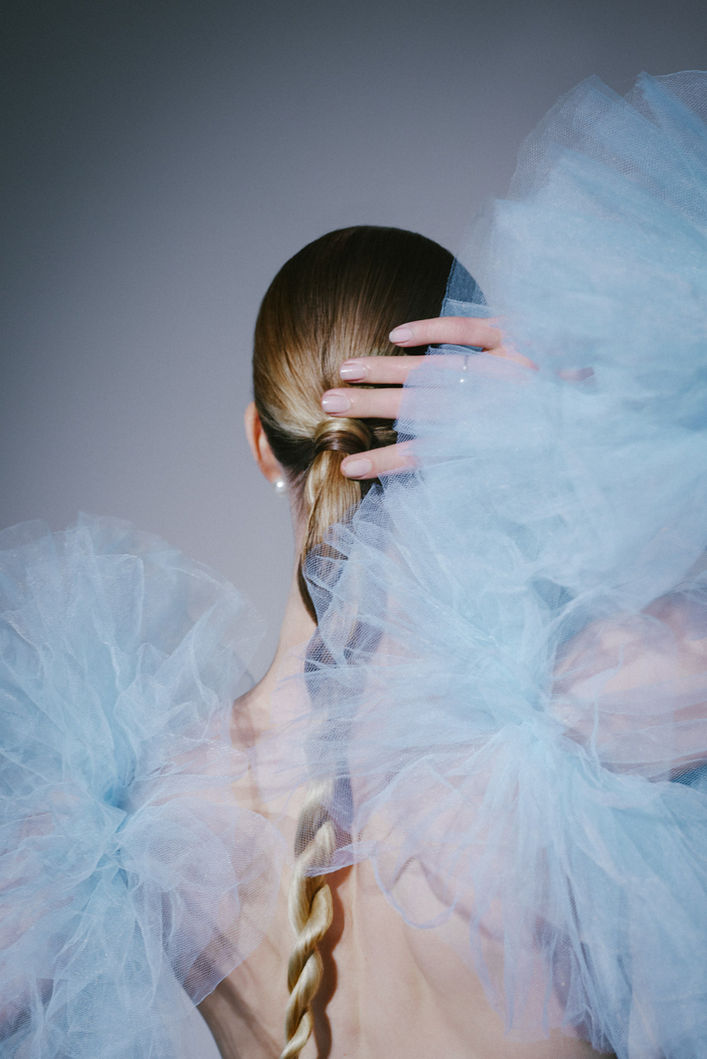 Elena Becker Hair & Make-up Artist Friseurmeister Frankfurt Mainz Deutschland germany beauty hairstyling hairstylist professional editorial fashion business shooting natural MUA portrait beautymakeup lookbook international Friseur Oppenheim VIP Pinterest