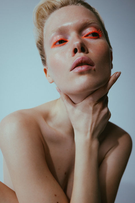Elena Becker Hair & Make-up Artist Friseurmeister MOJEH Frankfurt Mainz Deutschland germany beauty hairstyling hairstylist professional editorial fashion business shooting natural MUA portrait beautymakeup lookbook international Friseur Oppenheim VIP 