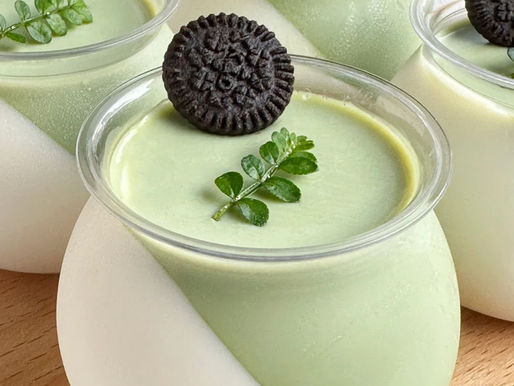 奶香抹茶布丁 — 入口即化的Q弹美味!Creamy Matcha Pudding – A Melt-in-Your-Mouth Delight!🍵 🍮