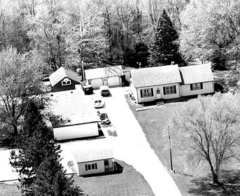 Aerial old shelter with houses_web.jpg