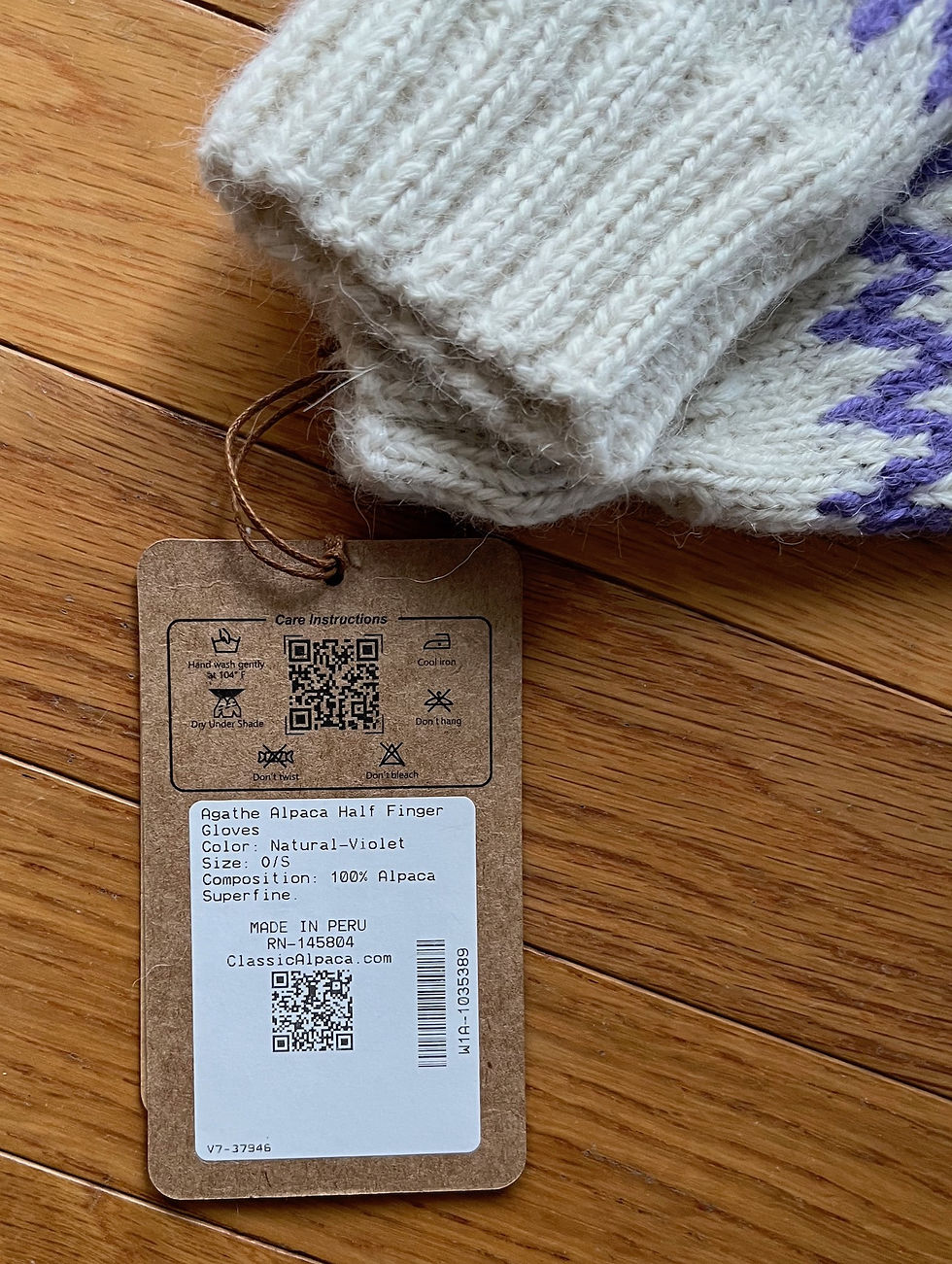 Thumbnail: Agatha Fingerless Alpaca Gloves detail