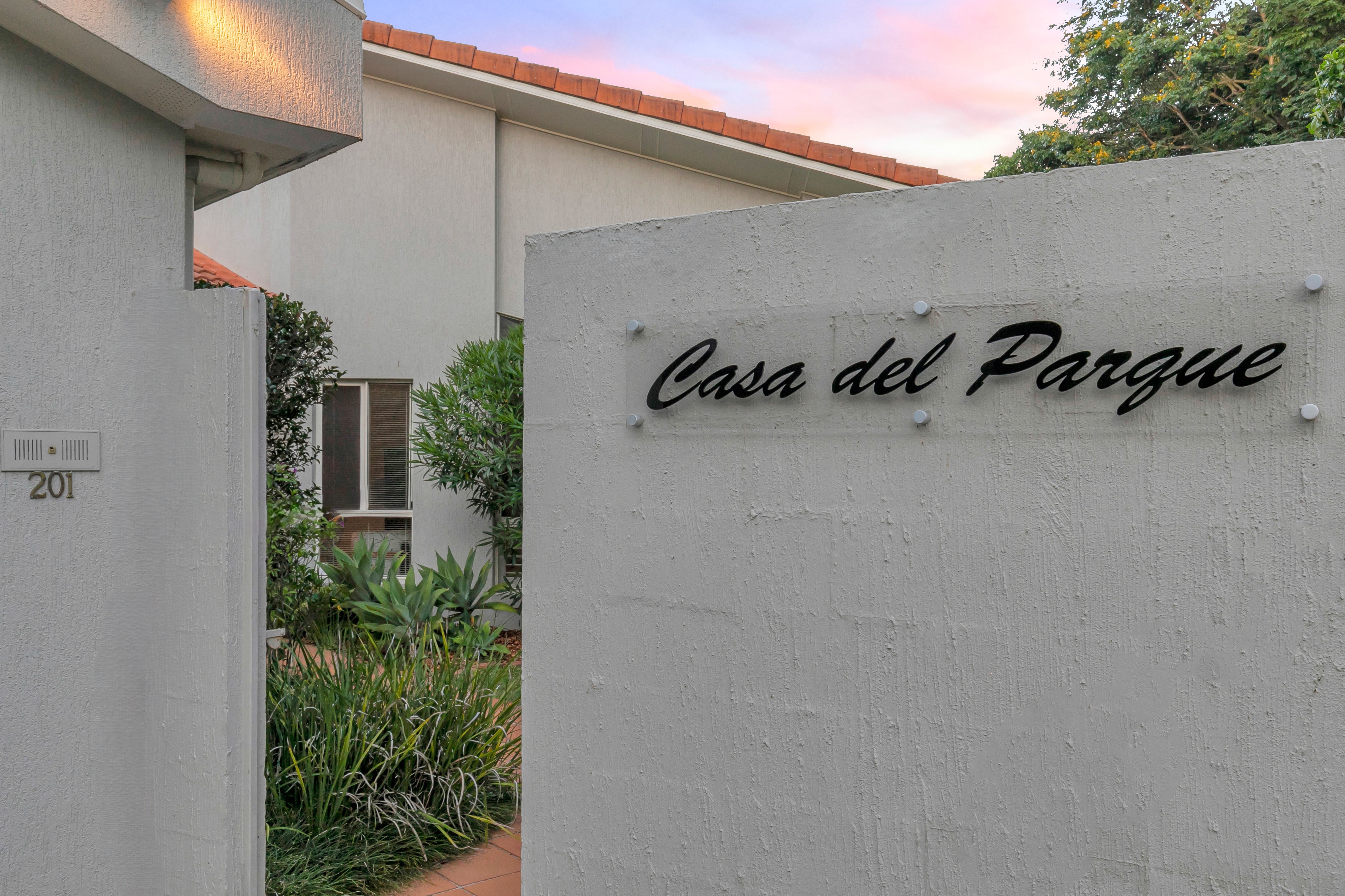 201 Hyde Road, Yeronga QLD, Yeronga - Thumbnail 3