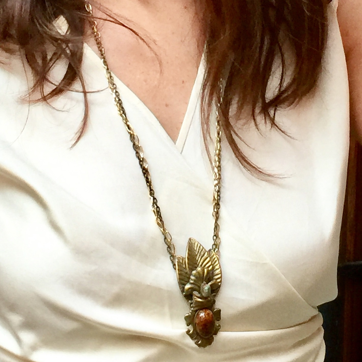 Deco Brooch Necklace