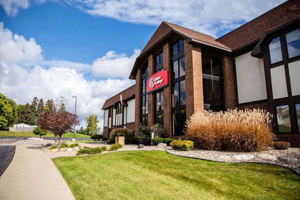 Baker College of Owosso building