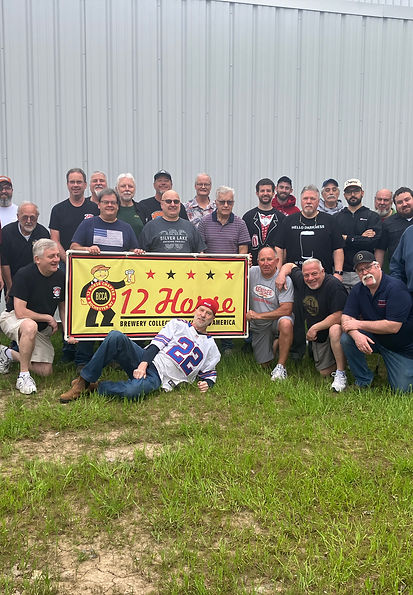 12 Horse Club Photo