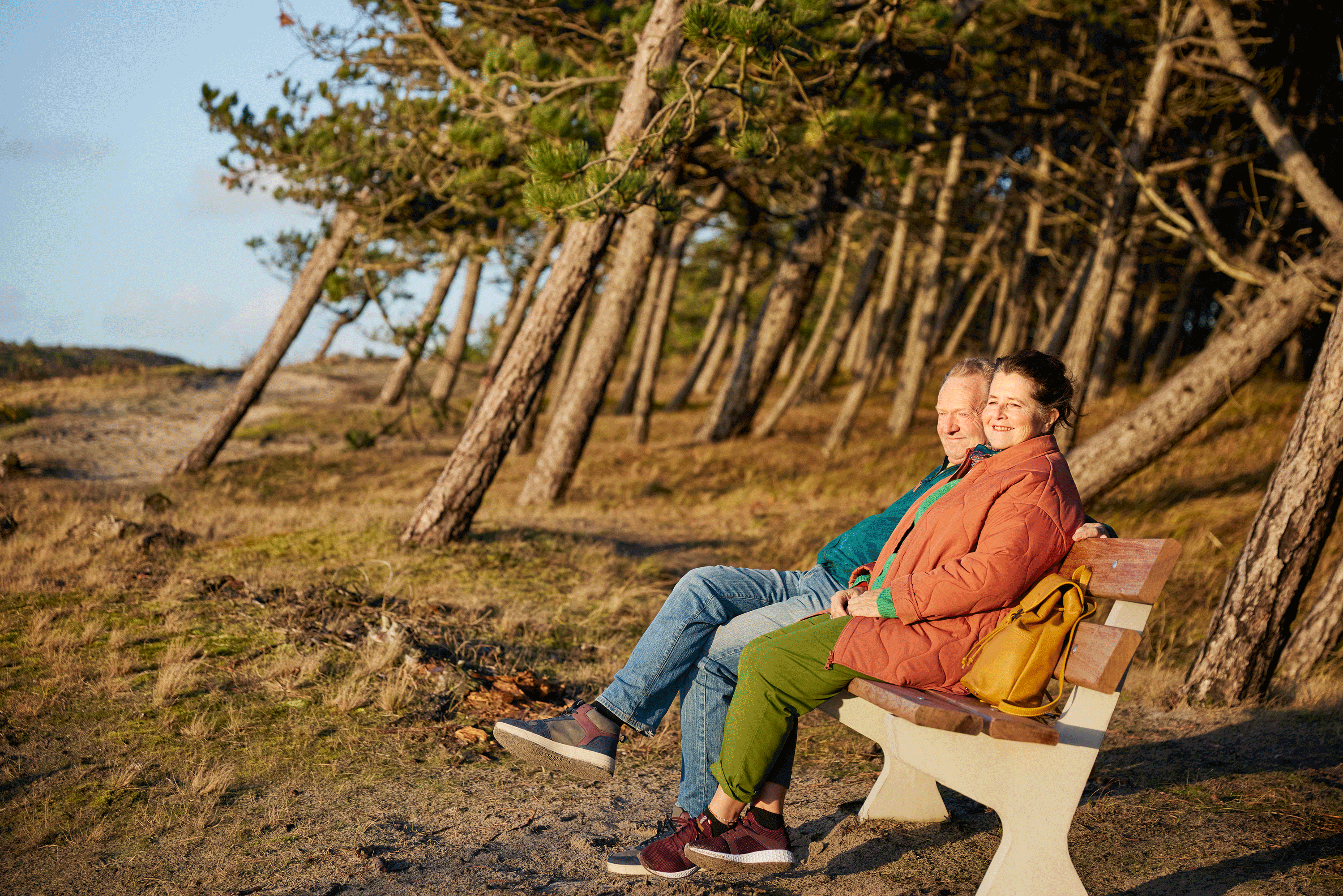 Beeld-5---1-Inspanning-(vrouw-&-man-met-fiets)_0353-v2.gif