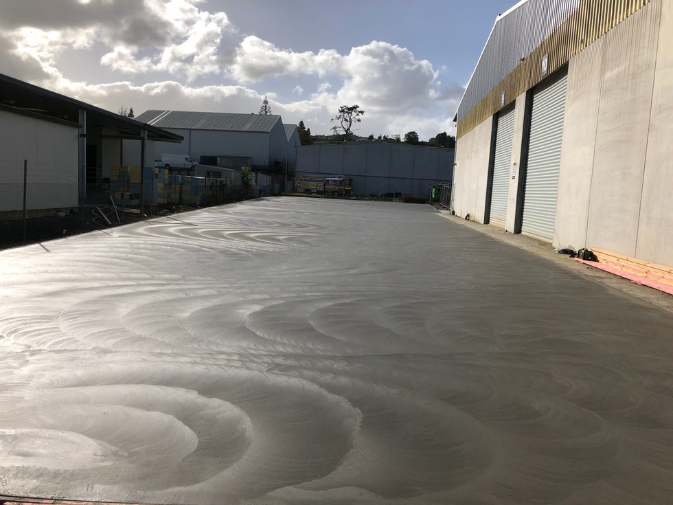 Commercial concrete driveway, carpark