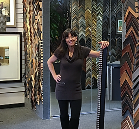 Dark Horse Framing store