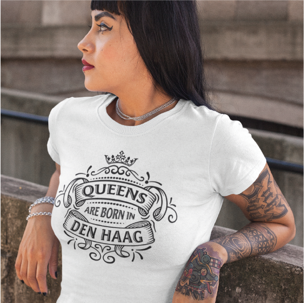 DEN HAAG T-shirt Queens Zwart Dames.png