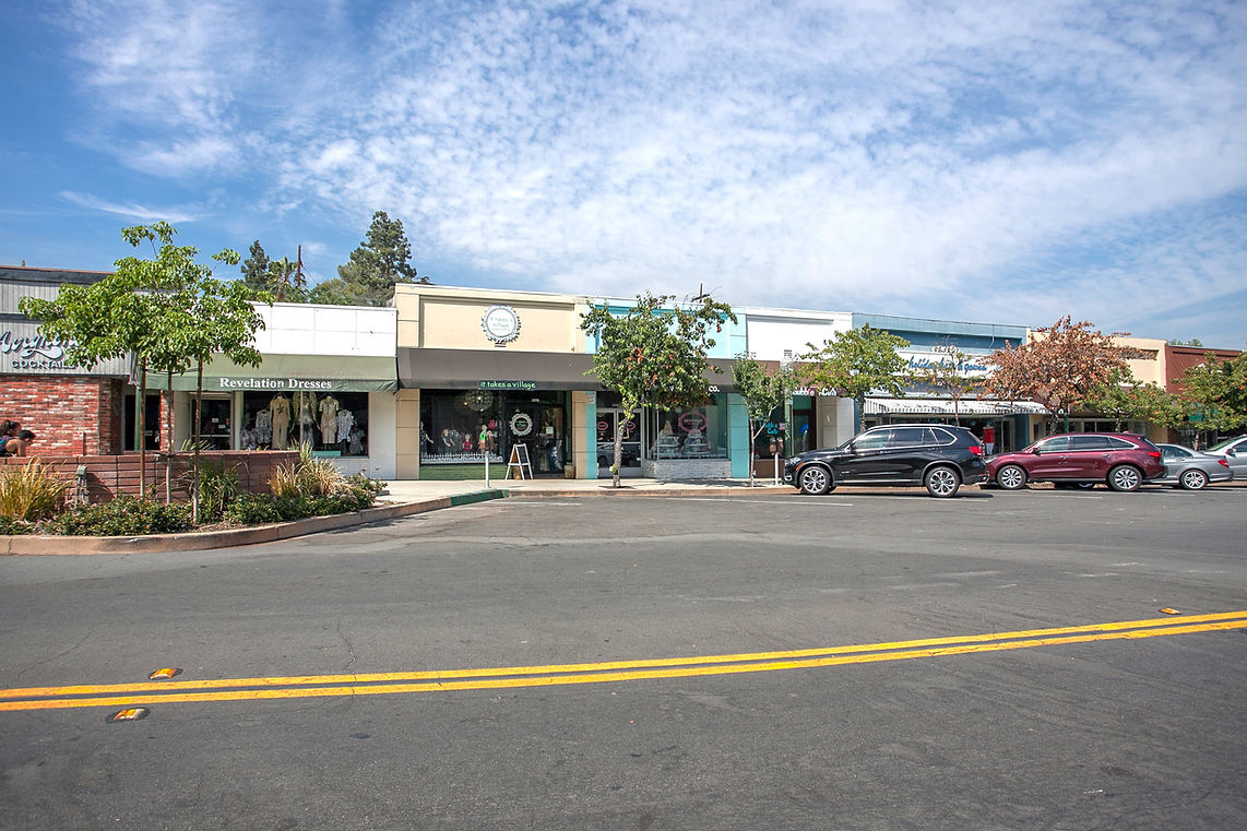 2315-2317 Honolulu Ave, Montrose_Hi Res-7.jpg