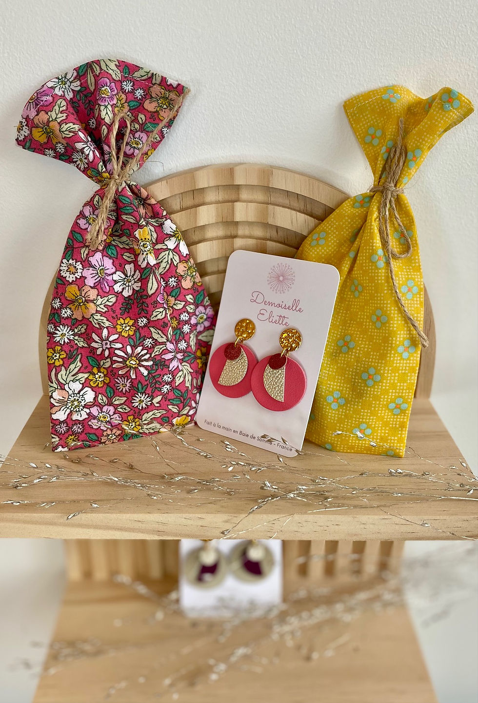 Miniature : Boucles d'oreilles "Marcelle" en cuir pleine fleur, faites à la main