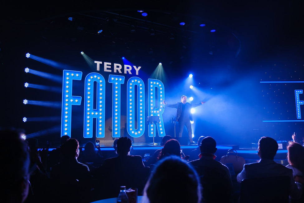 terry fator-2.jpeg