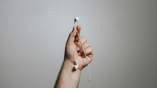 Why Hearing Health is the Next Frontier in the Early Detection of Alzheimer’s Disease