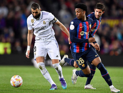 Benzema hat trick in 4-0 Barca rout blasts Madrid into Copa final