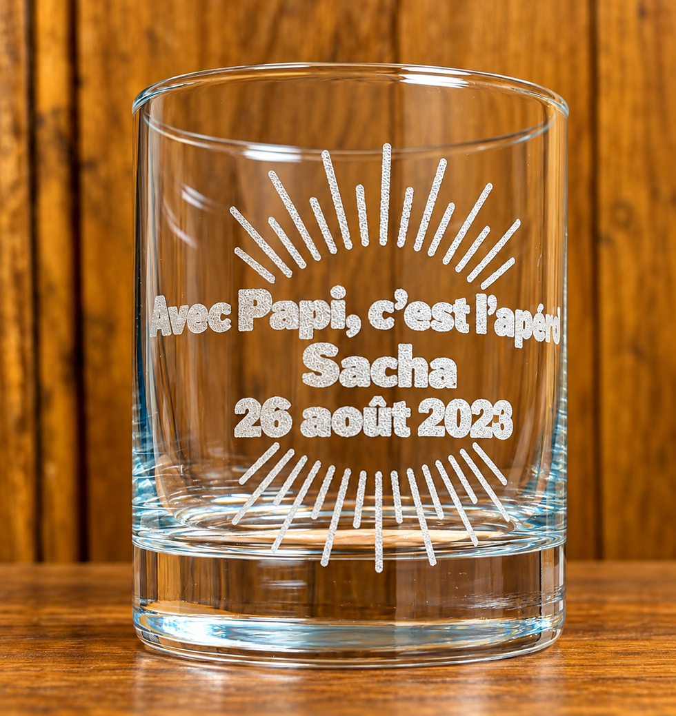 Verre à whisky personnalisé pour papi, gravé avec un message, le prénom Sacha et une date