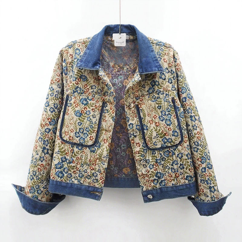 Front of the floral jaquard  and denim details jacket 
