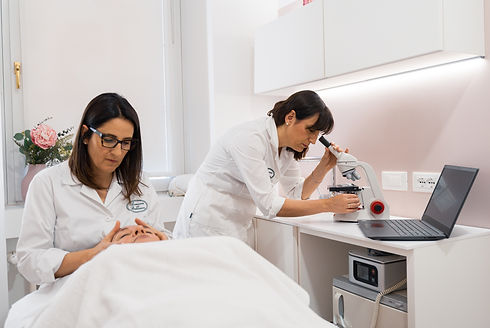 consulenza viso microscopio.jpg
