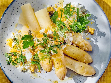 Recette d'asperges blanches des Landes de Hélène DARROZE