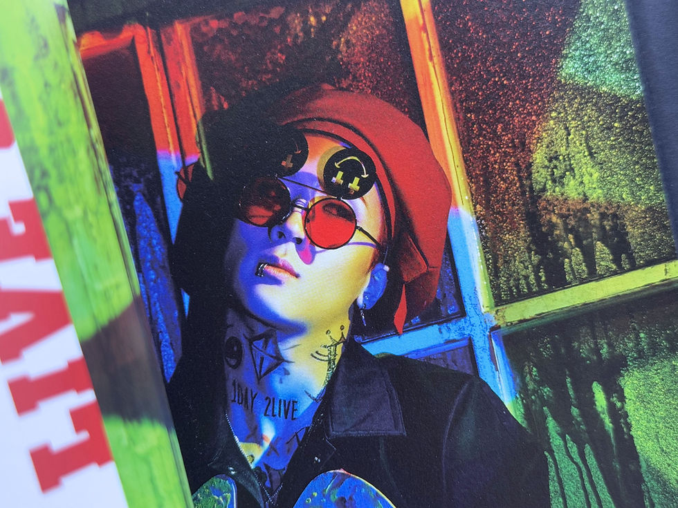 Miniatura: RAVI "R.EAL1ZE" ALBUM ABIERTO