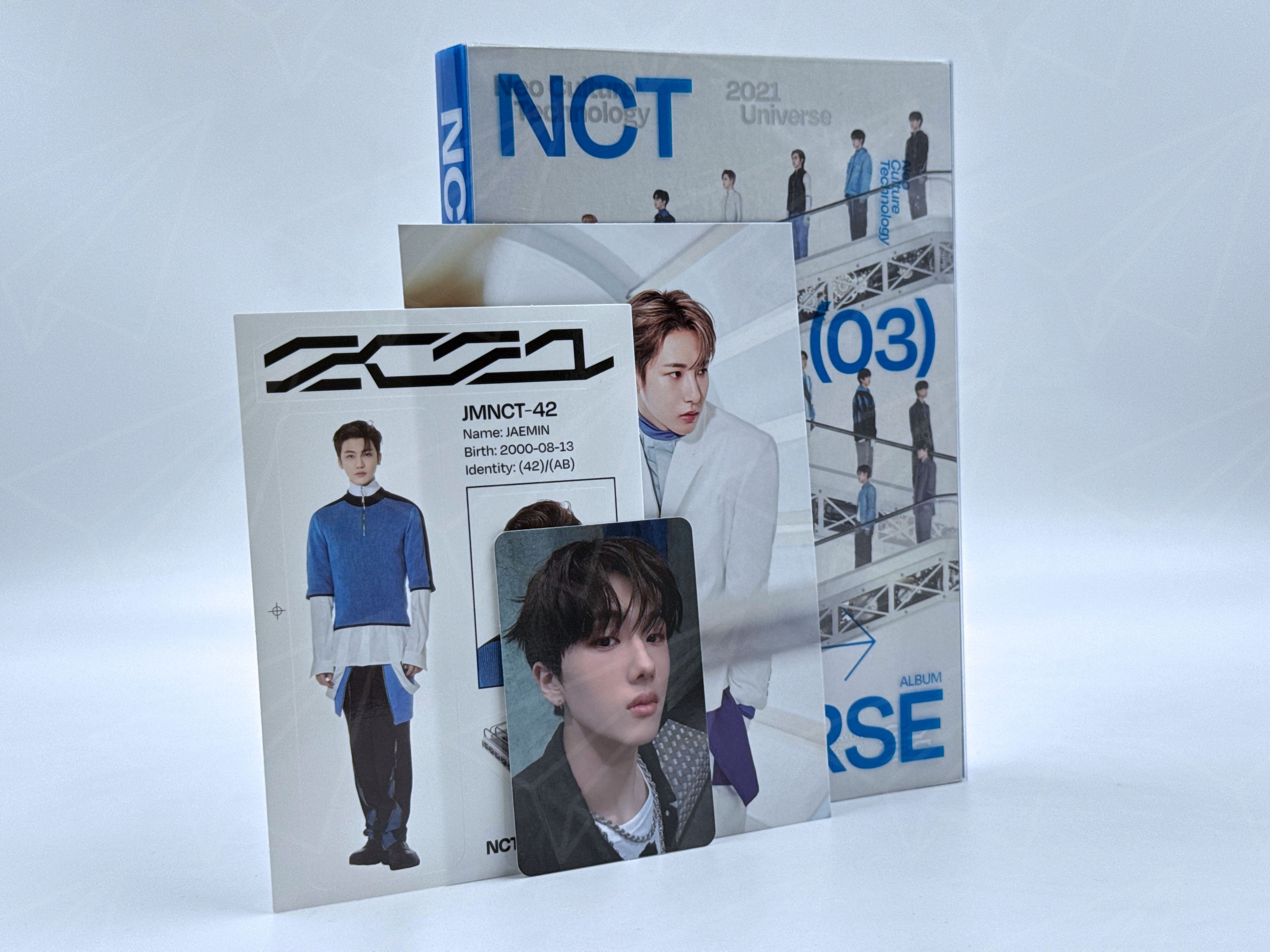 NCT 2021 "UNIVERSE" ALBUM VERSIÓN PHOTOBOOK ABIERTO