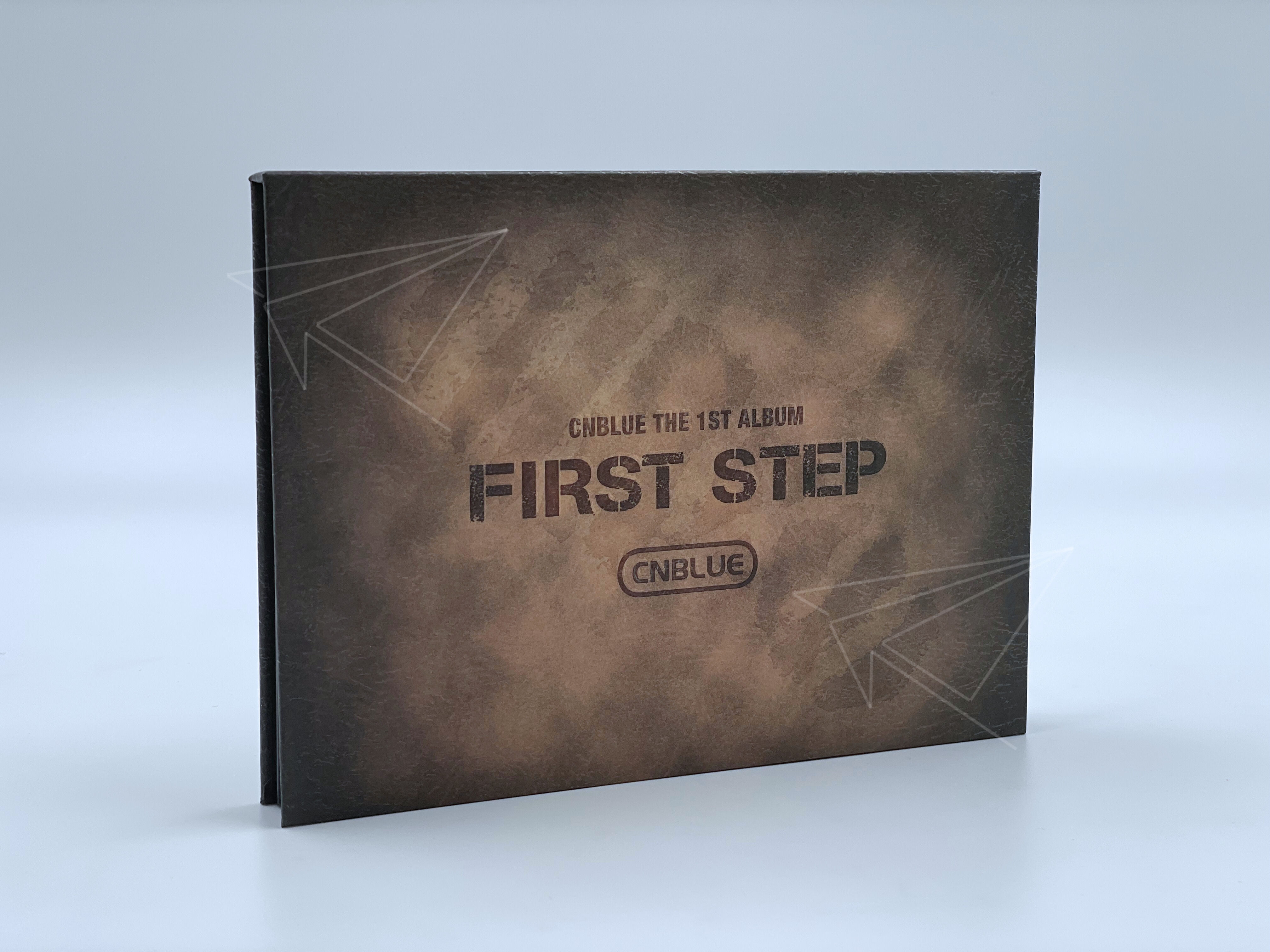 CNBLUE "FIRST STEP" ALBUM ABIERTO