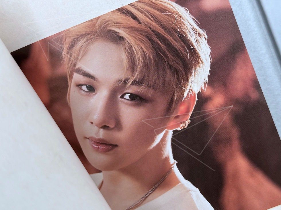 Miniatura: WANNA ONE "POWER OF DESTINY" ALBUM VERSIÓN ADVENTURE ABIERTO