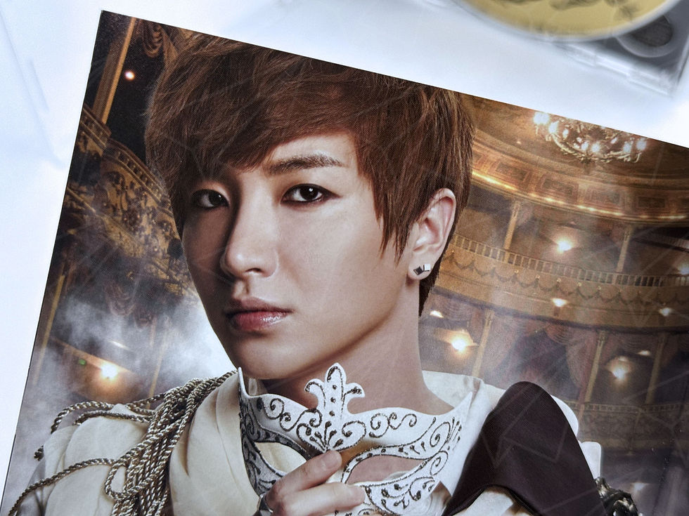 Miniatura: SUPER JUNIOR "OPERA" ALBUM VERSIÓN CD + DVD ABIERTO