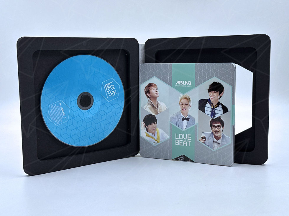 Miniatura: MBLAQ "LOVE BEAT" ALBUM ABIERTO