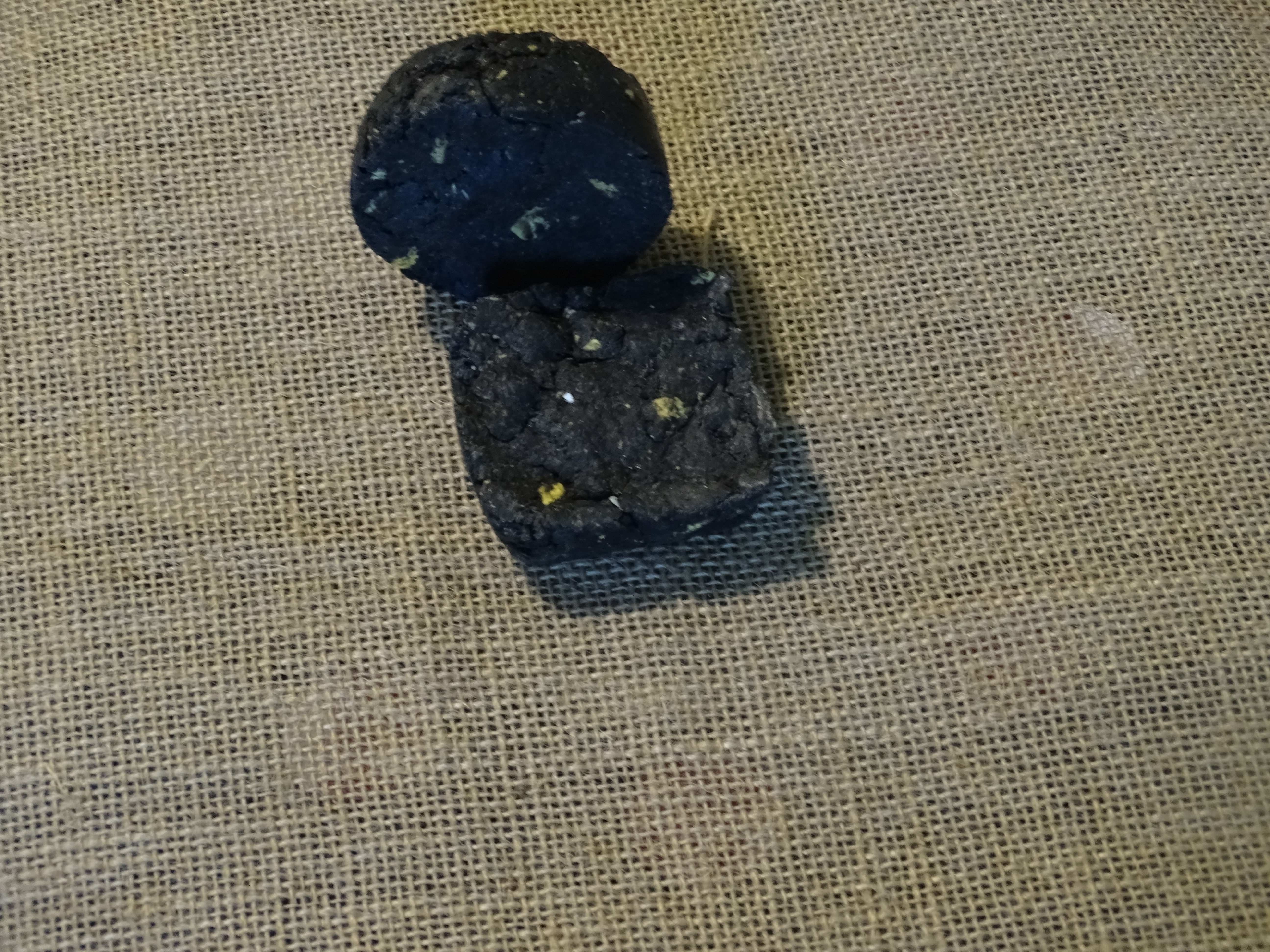 Savon noir Imitation Afrique de l'Ouest / Black Soap Imitation West Africa