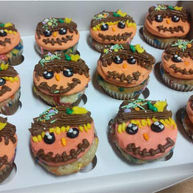 Halloween Scarecrow Cupcakes
