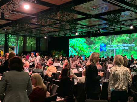 The room has suddenly is filled with posKick off in a few minutes #boldsteps2019