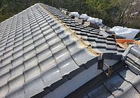 屋根瓦棟瓦巻き替え工事