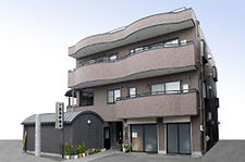鳥海葬儀社外観