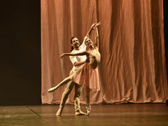 Abertura em Grande Estilo: O Ballet Brilha no FIDPOA!
