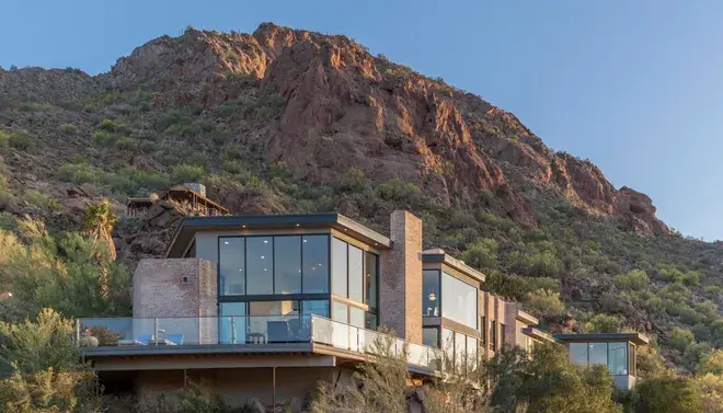 Descubriendo los secretos: por qué la riqueza está prosperando en Paradise Valley, Arizona