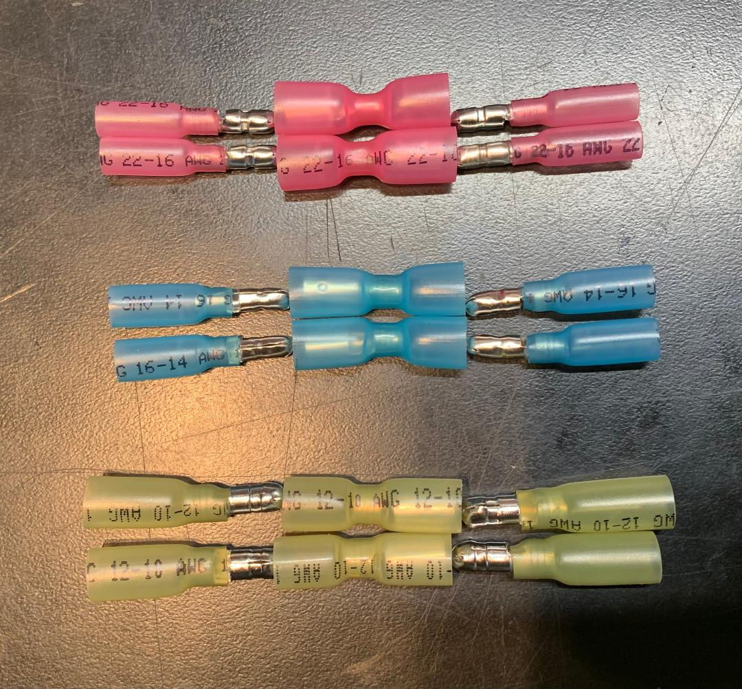 Bullet connectors with shrink-tubing. 12-pack. Crimp-on.