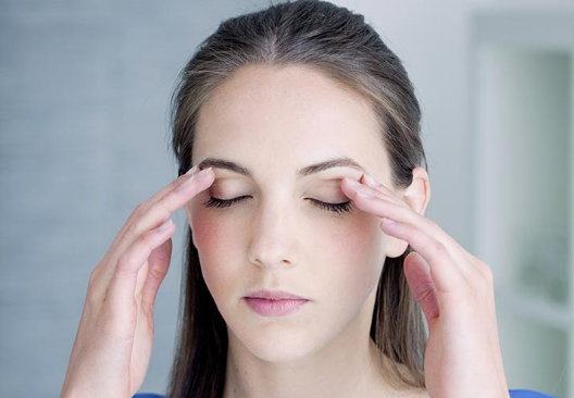 FLEXING FOR IMPROVE EYE SIGHT: