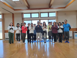 IDY Special Sunday Morning Yoga Classes Unite Yamanakako Village Residents