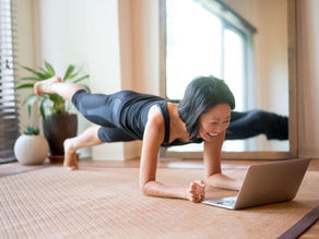 座りすぎのオフィスワーカー向けヨガポーズ10選 