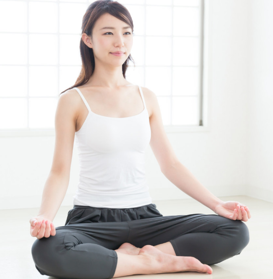 7. Easy Pose Helps To Cure Knee Pain