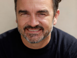 Notre acteur Alain valide son casting pour le futur long-métrage Quasimodo