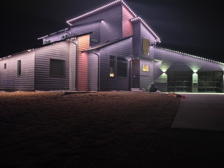 Perimeter lighting for security