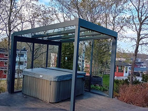 pergola ogrodowa i jaccuzi