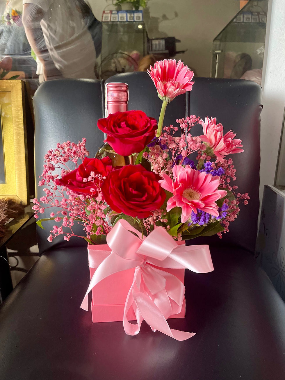 Flowers 858 Flower Express Philippines Flower Blooms in a Box