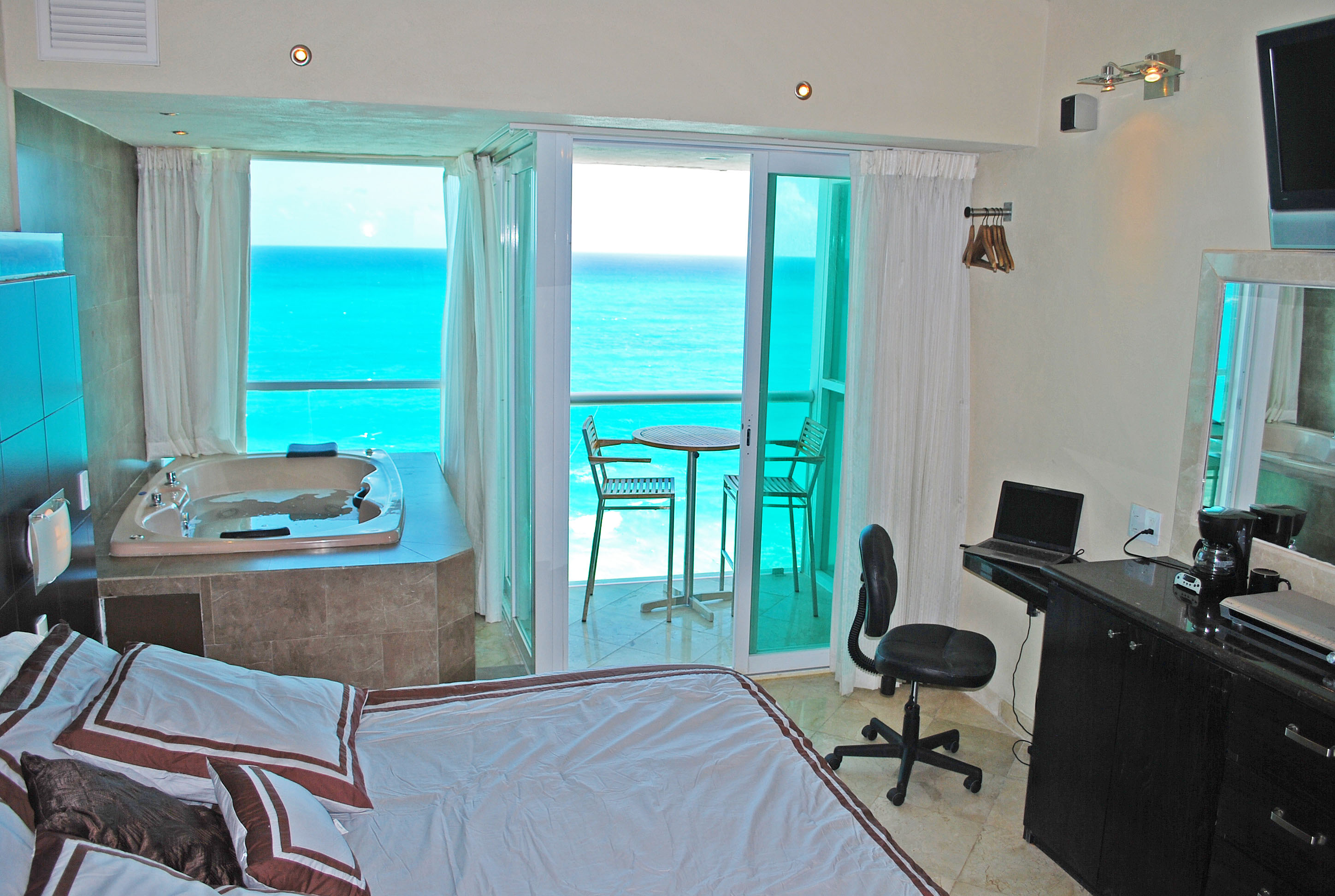#2701 4Br-4.5Bth Yalmakan Resort 34