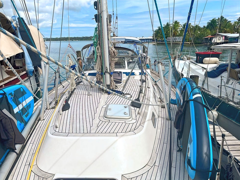 Thumbnail: 2002 Hallberg-Rassy 43